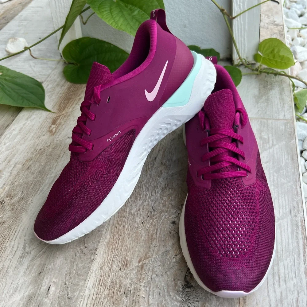 🟣Nike Odyssey React 🟣⚪️ Like New - Picture 7 of 7
